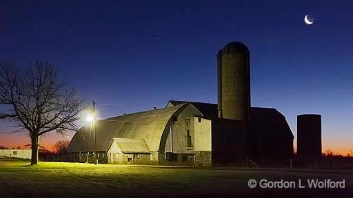 Barn At First Light_00721-33.jpg - Photographed near Smiths Falls, Ontario, Canada.